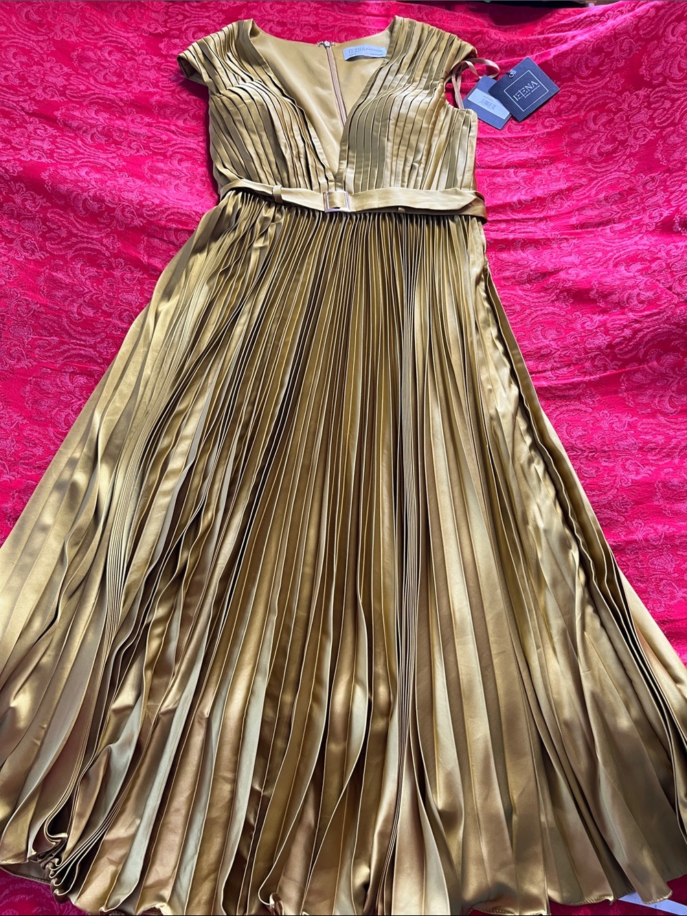 Ieena for Mac Duggal Mustard Yellow Pleated Midi Dress Women’s Size 6 w/Tags
